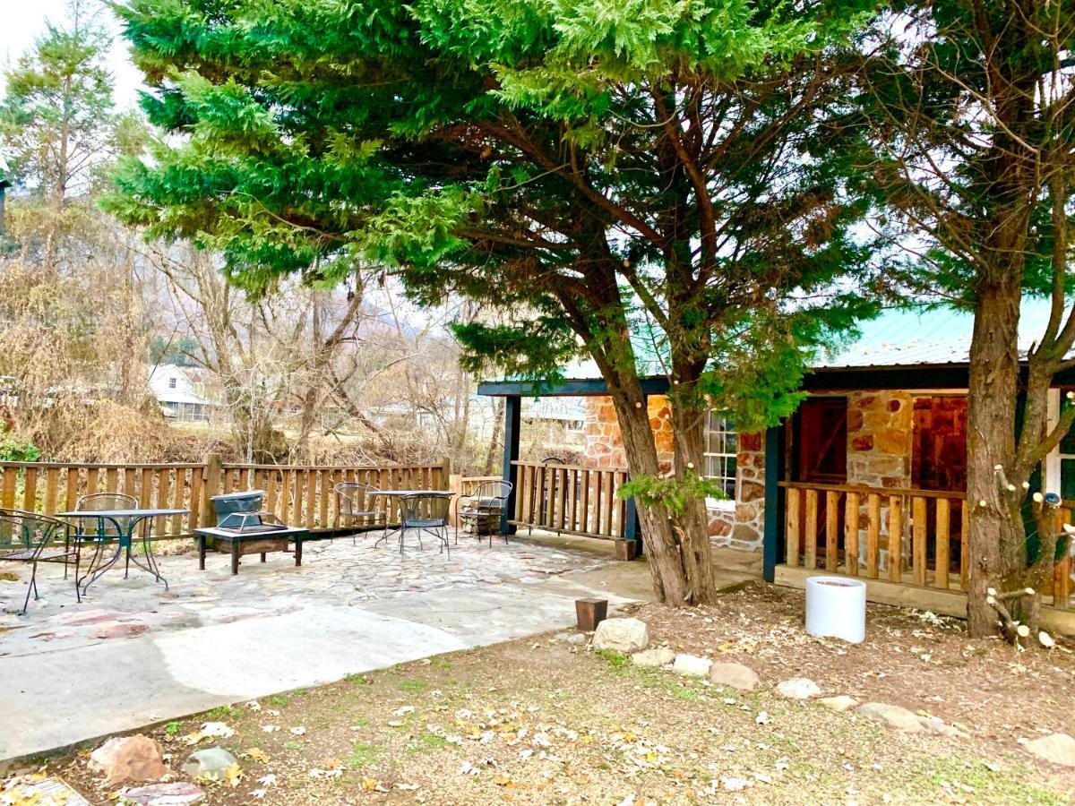 Spring Creek Hotel Hot Springs Exterior photo